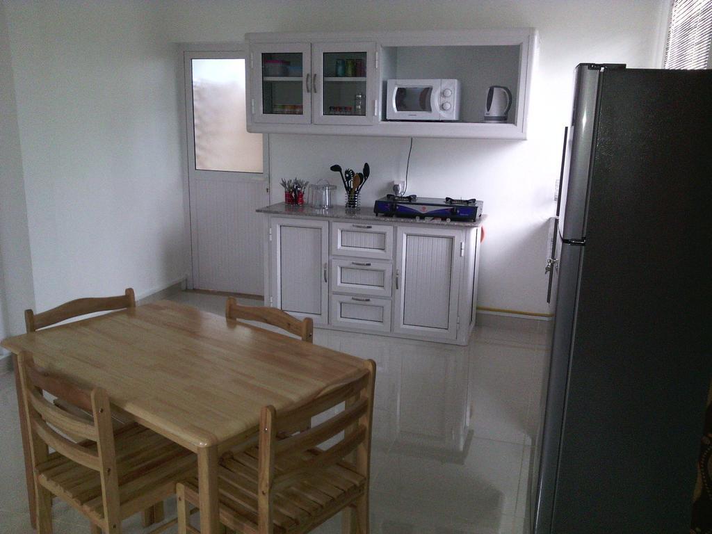 Riverside Studio La Gaulette Chambre photo